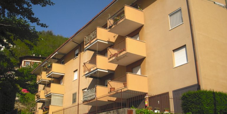 Trilocale vista lago a Belgirate